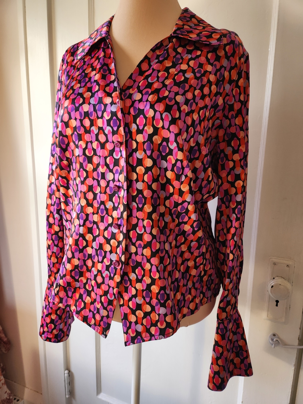 100% Silk Y2K Flared Cuff Disco Blouse